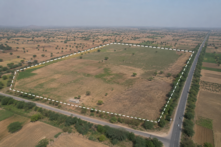 300 Acre Mixed-Use Development Land For Sale on NuhβHodal Road β NCR Expansion Corridor Opportunity